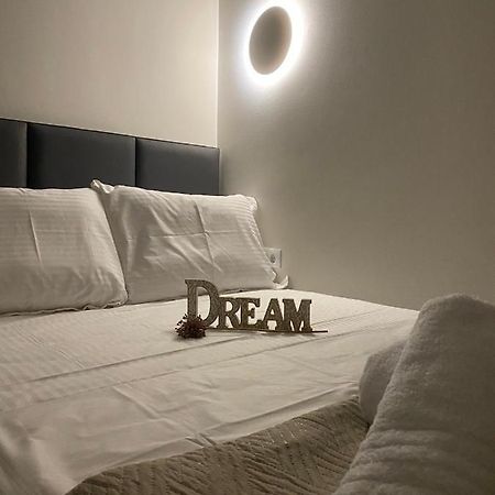 Paralía Levanda Suites מראה חיצוני תמונה