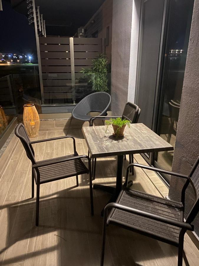 Paralía Levanda Suites מראה חיצוני תמונה