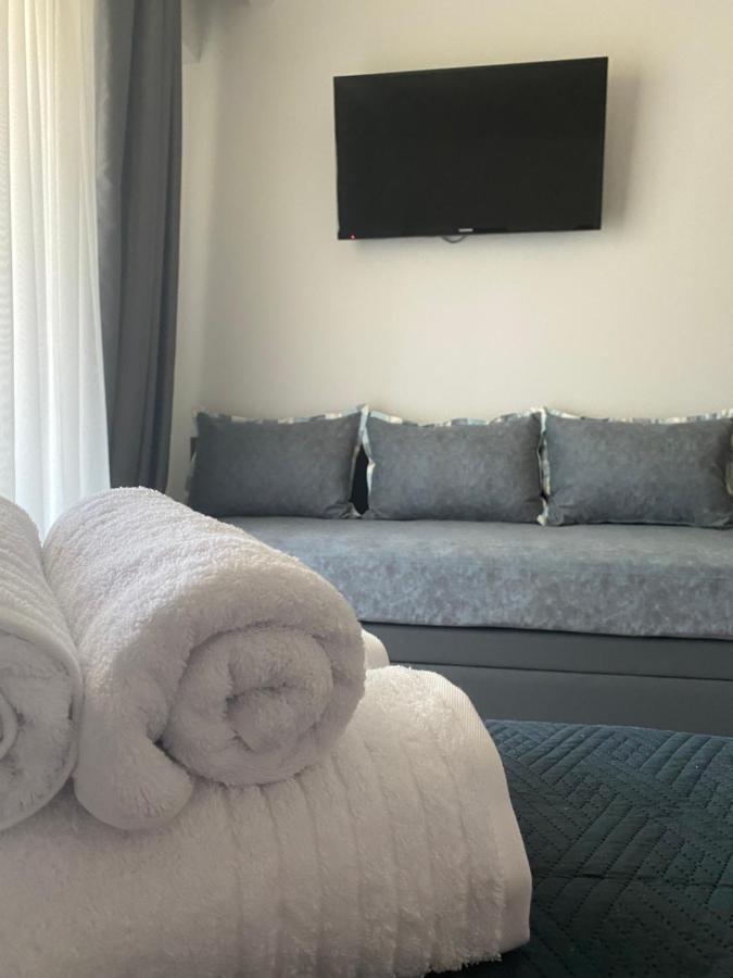 Paralía Levanda Suites מראה חיצוני תמונה
