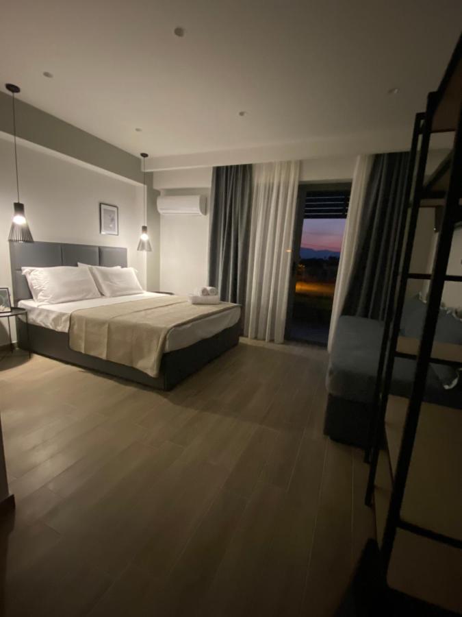 Paralía Levanda Suites מראה חיצוני תמונה